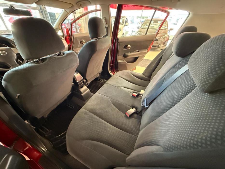 NISSAN Tiida 2010