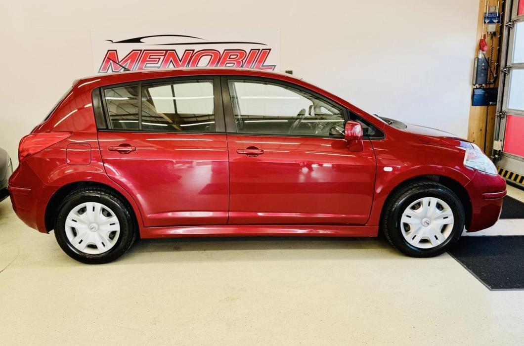 NISSAN Tiida 2010