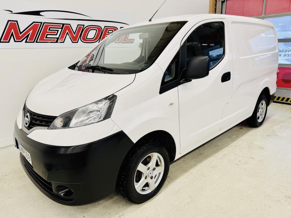 NISSAN NV200 2013