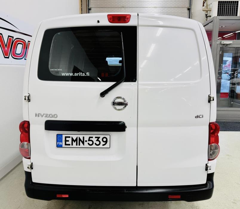 NISSAN NV200 2013