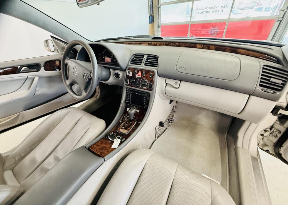 MERCEDES-BENZ CLK 2000