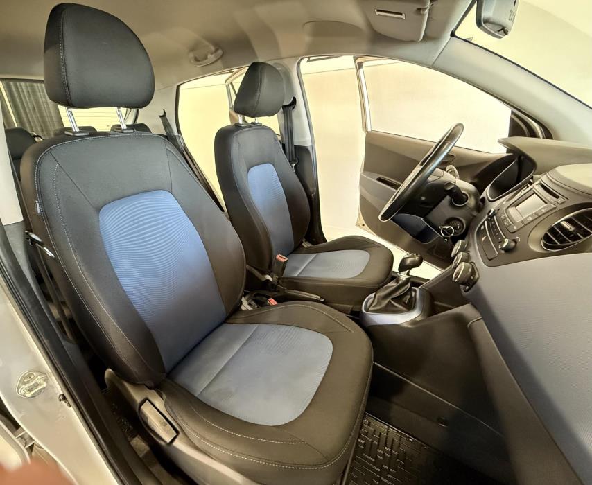 HYUNDAI i10 2017