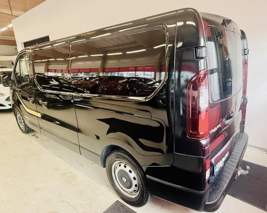 RENAULT Trafic 2018