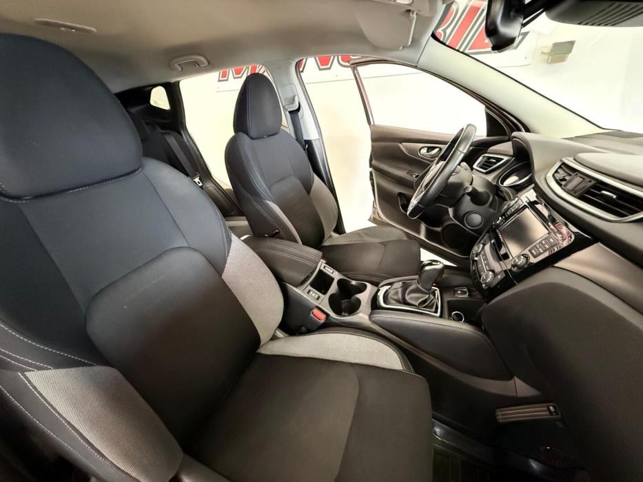 NISSAN Qashqai 2018