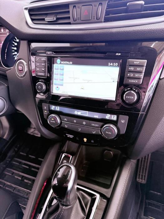 NISSAN Qashqai 2018