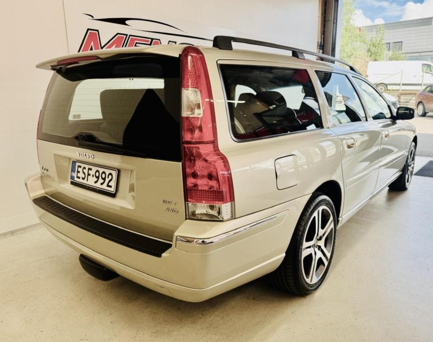 VOLVO V70 2007