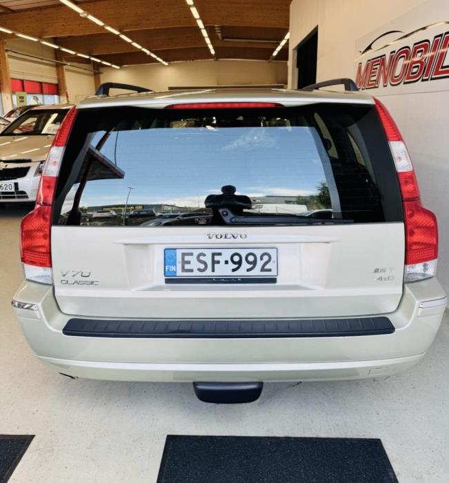 VOLVO V70 2007