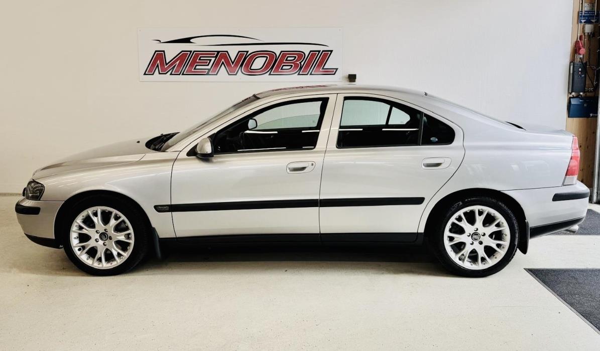 VOLVO S60 2002
