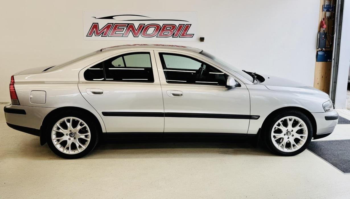 VOLVO S60 2002
