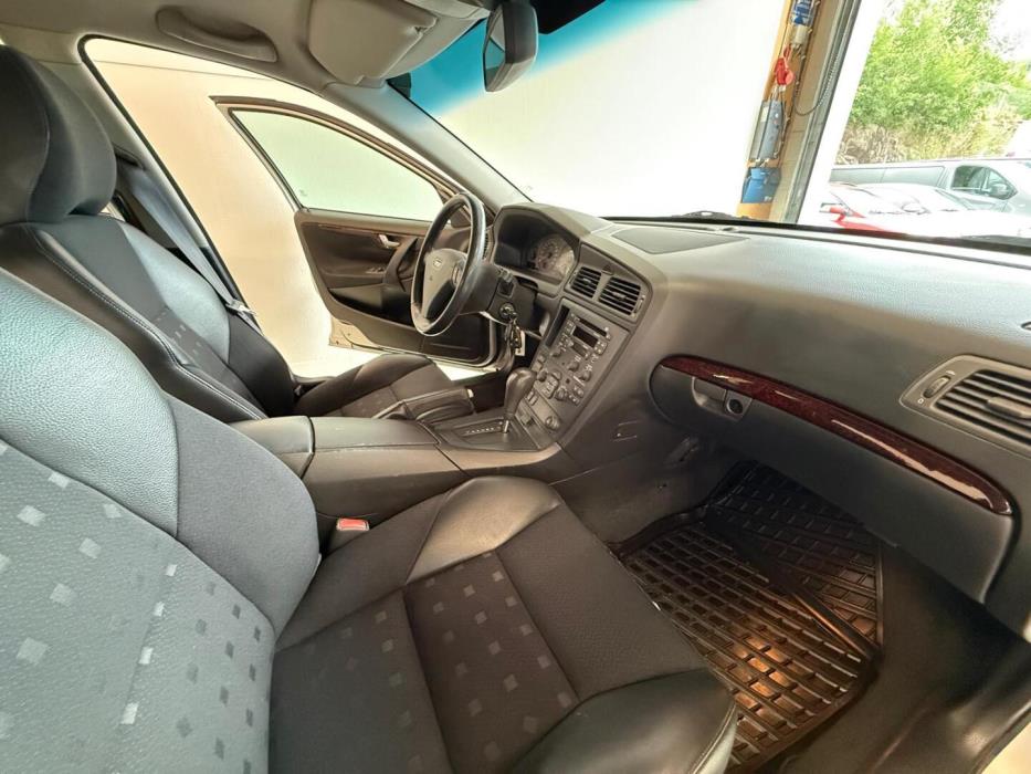 VOLVO S60 2002