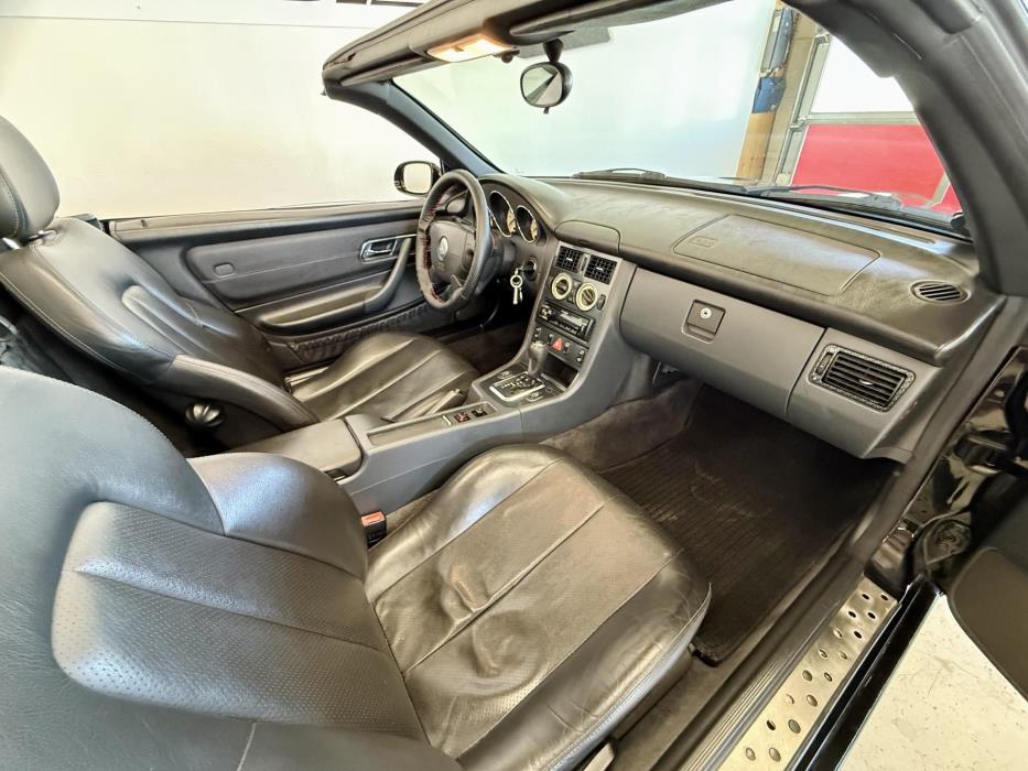 MERCEDES-BENZ SLK 1997