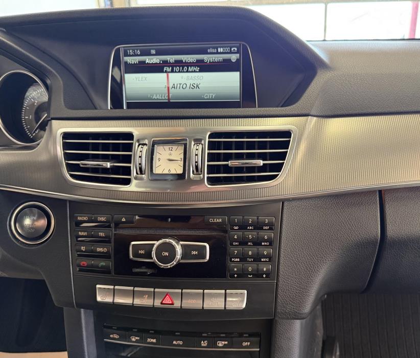 MERCEDES-BENZ E 2013