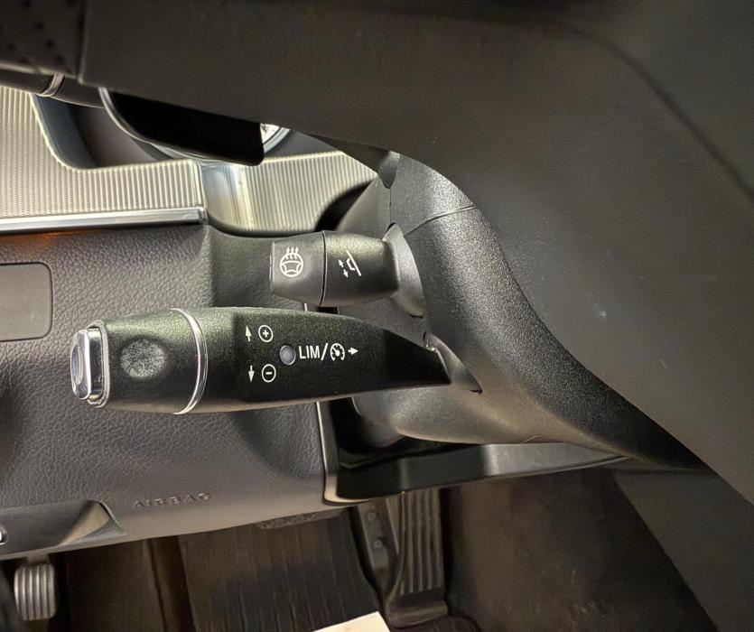 MERCEDES-BENZ E 2013