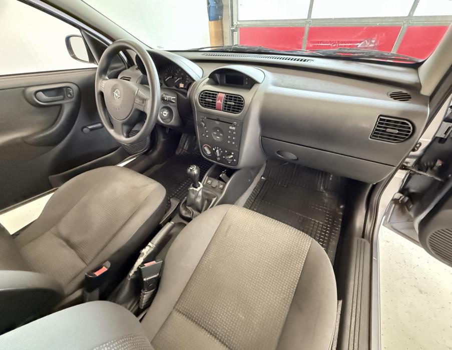 OPEL Corsa 2003