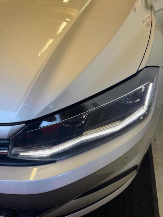 VOLKSWAGEN Polo 2020