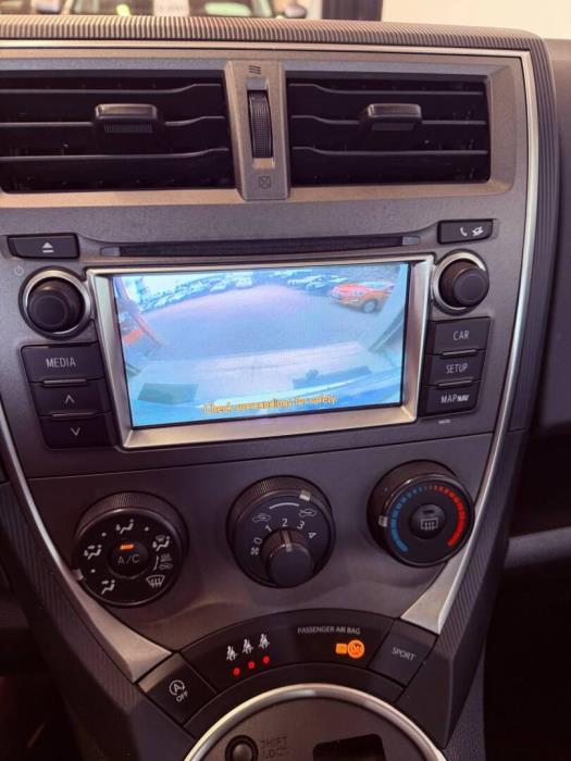 TOYOTA Verso-S 2012