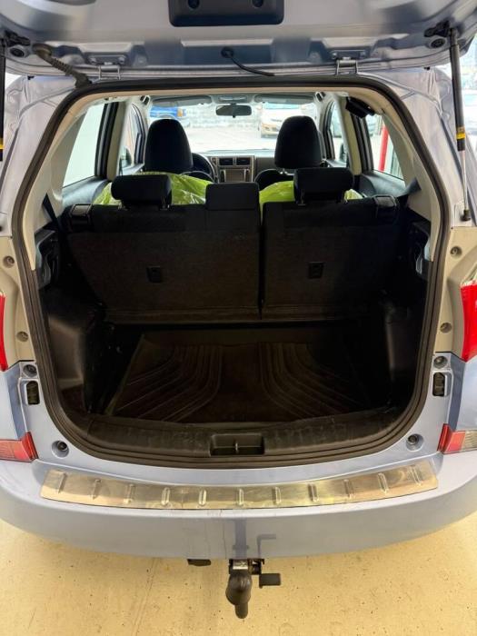 TOYOTA Verso-S 2012