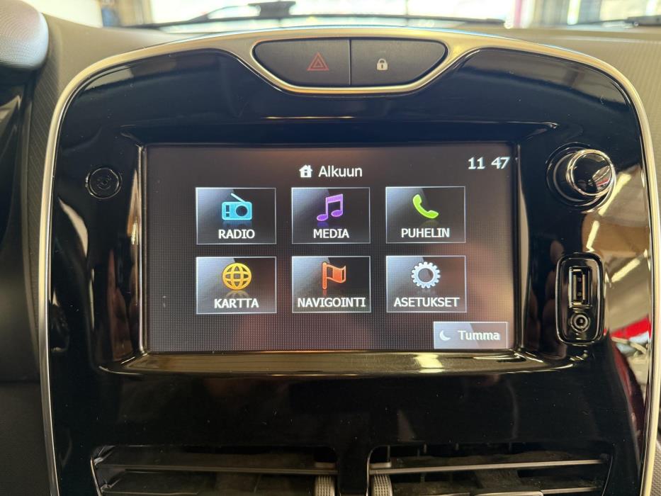 RENAULT Clio 2016