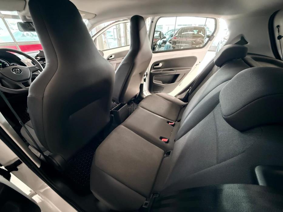 VOLKSWAGEN Up! 2021