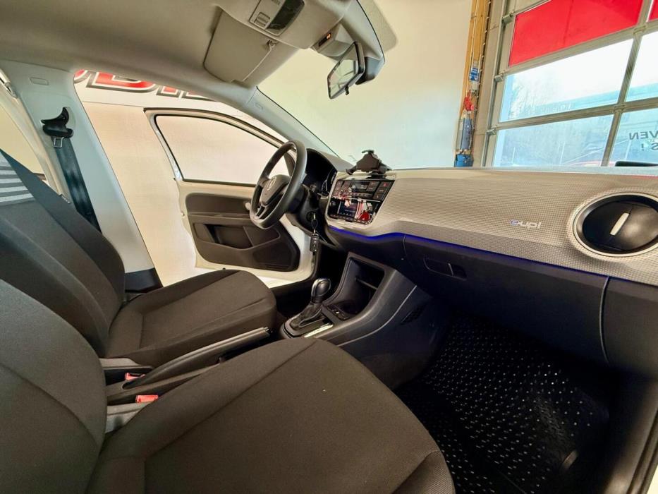 VOLKSWAGEN Up! 2021