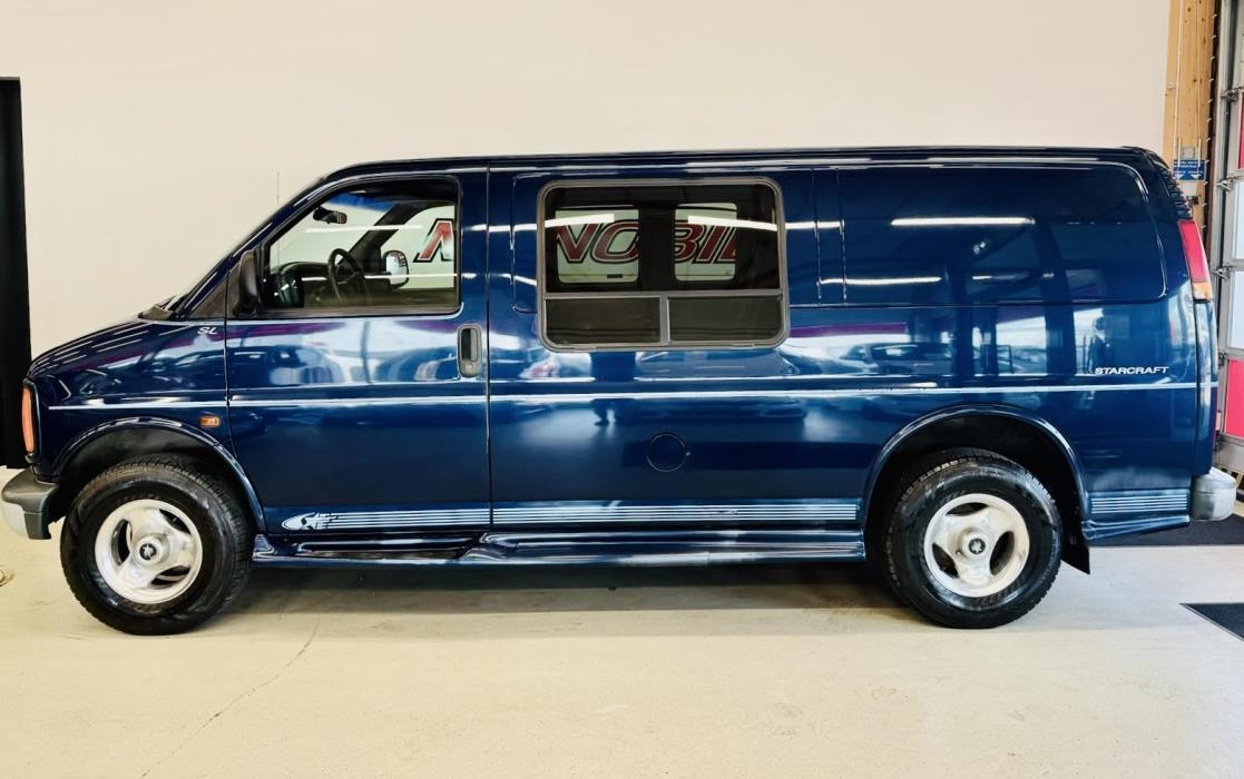 CHEVROLET Chevy Van 1999