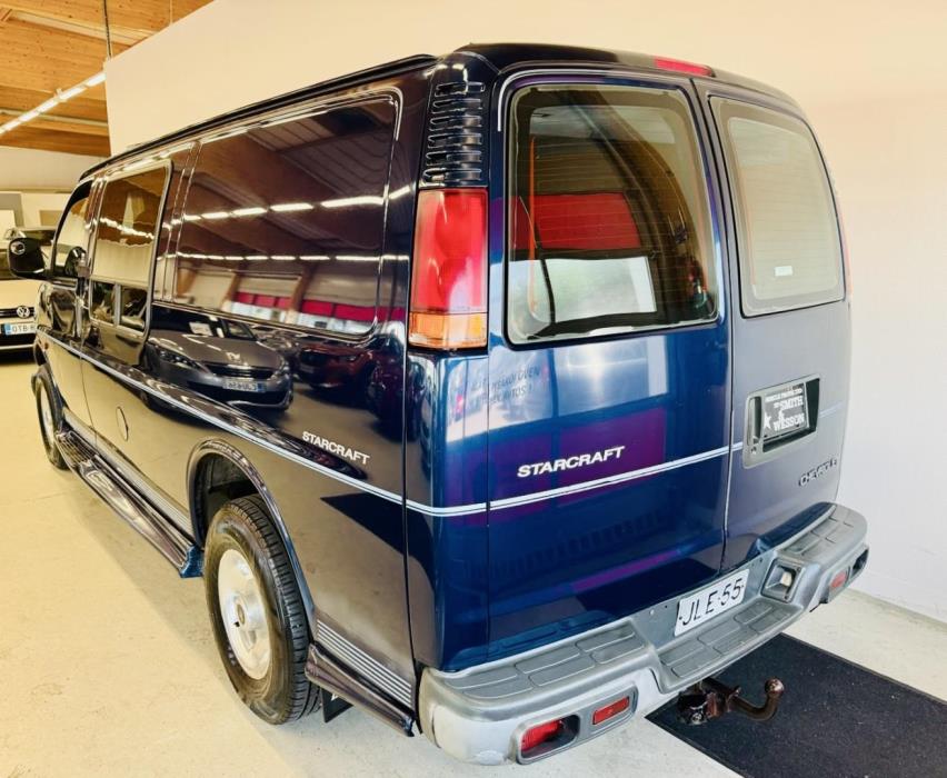 CHEVROLET Chevy Van 1999