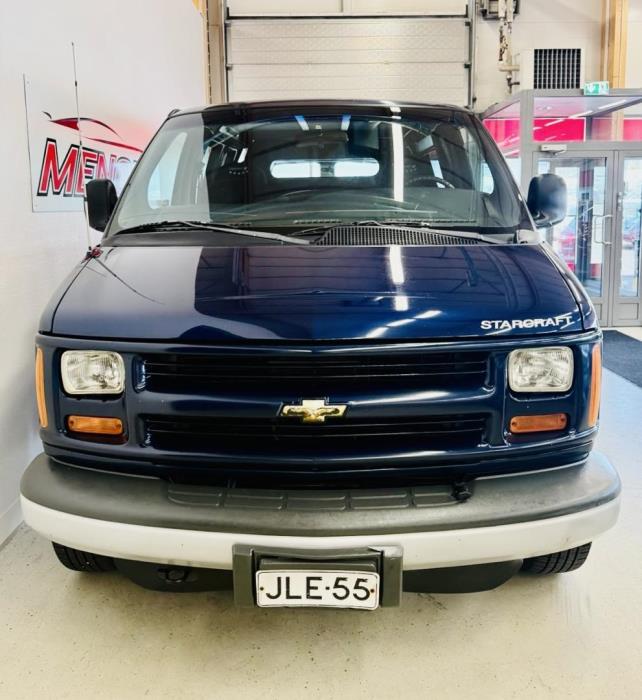 CHEVROLET Chevy Van 1999