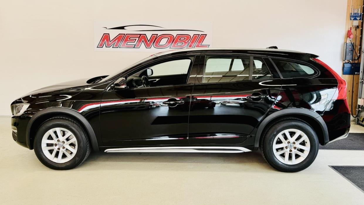 VOLVO V60 Cross Country 2016