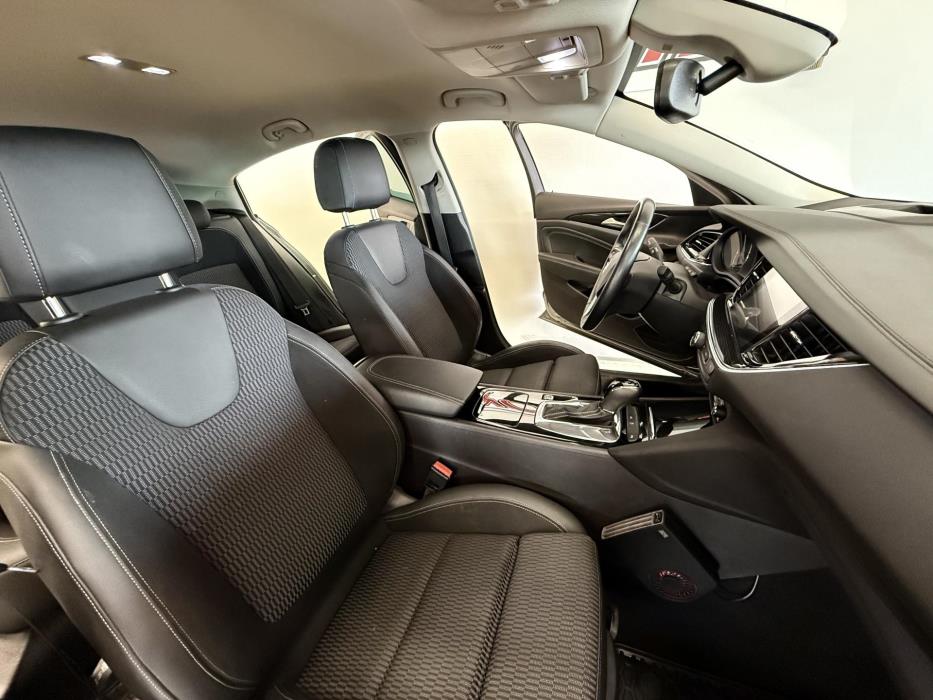 OPEL Insignia 2018