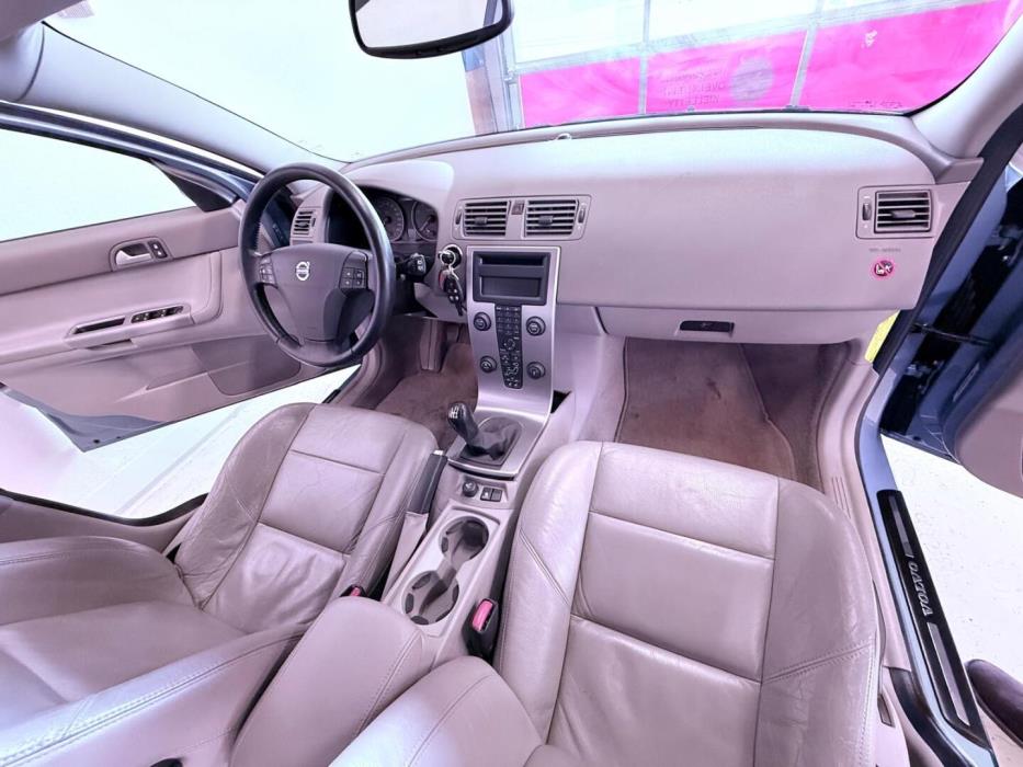 VOLVO V50 2005