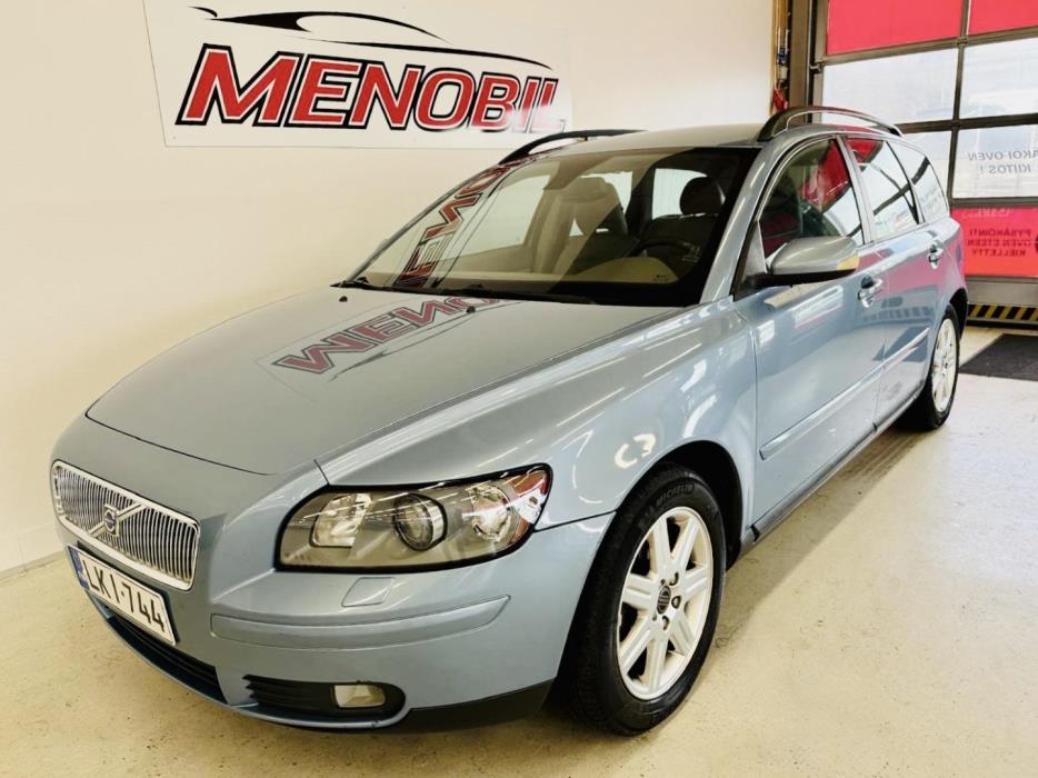 VOLVO V50 2005