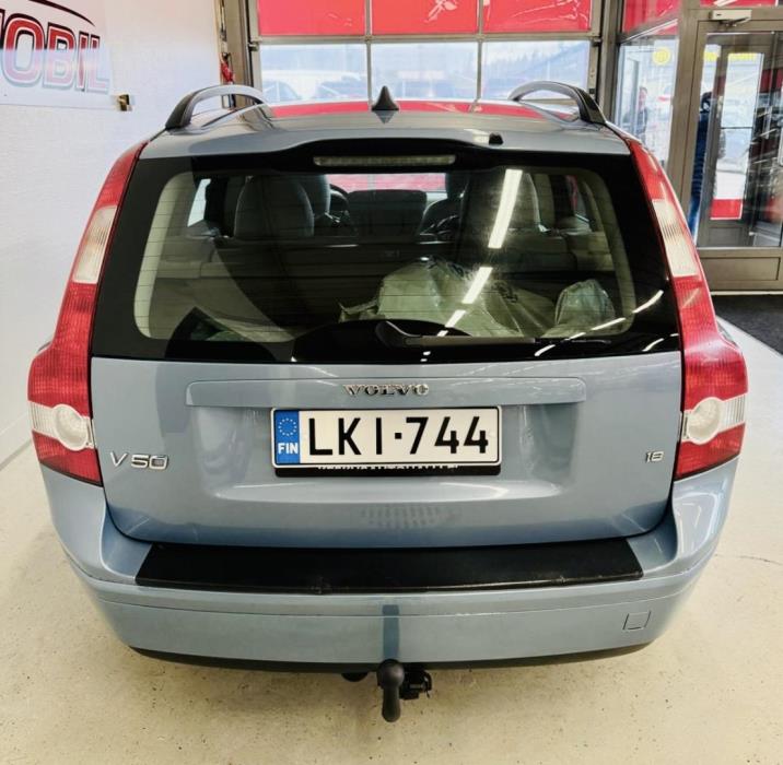 VOLVO V50 2005