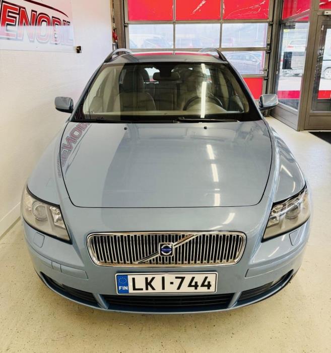 VOLVO V50 2005