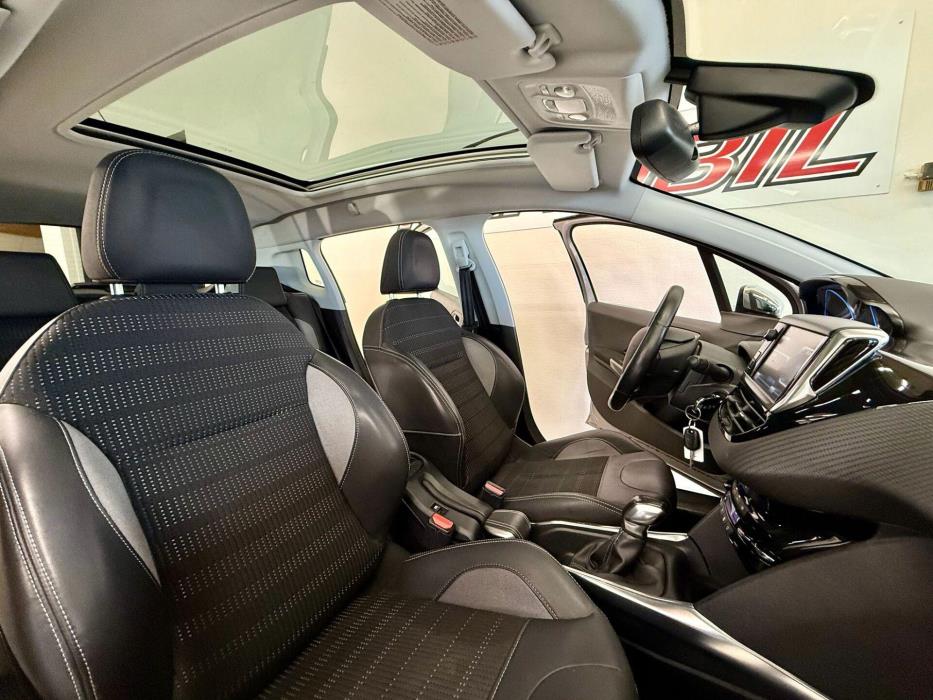 PEUGEOT 2008 2014