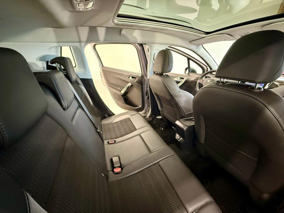PEUGEOT 2008 2014