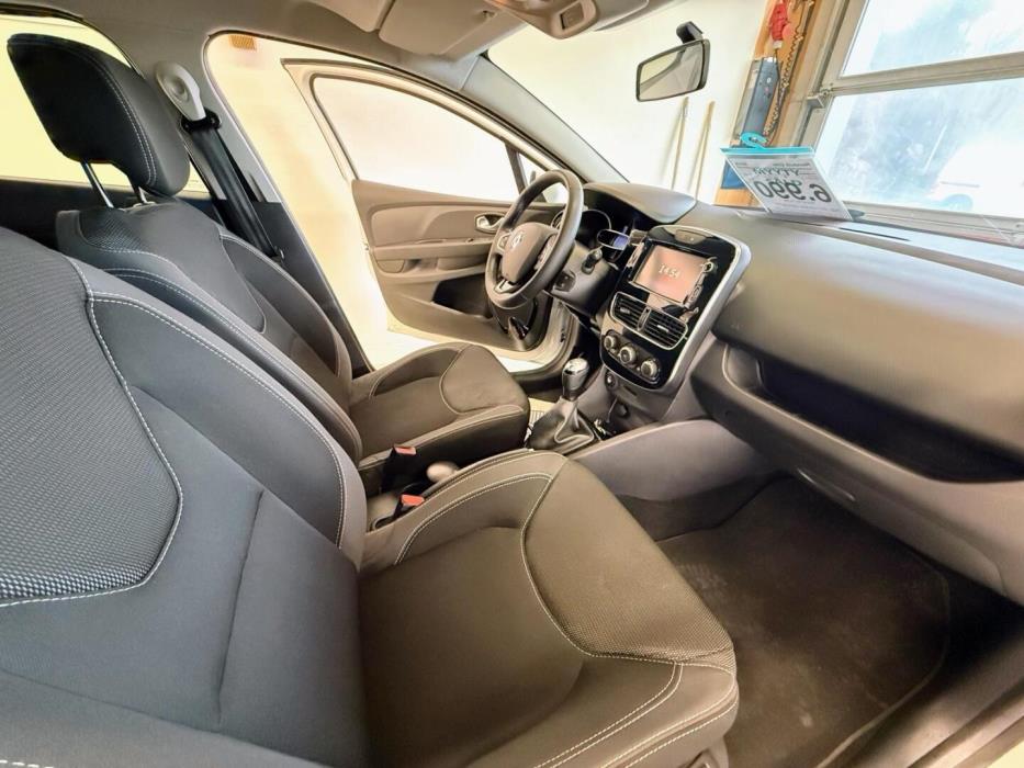 RENAULT Clio 2019