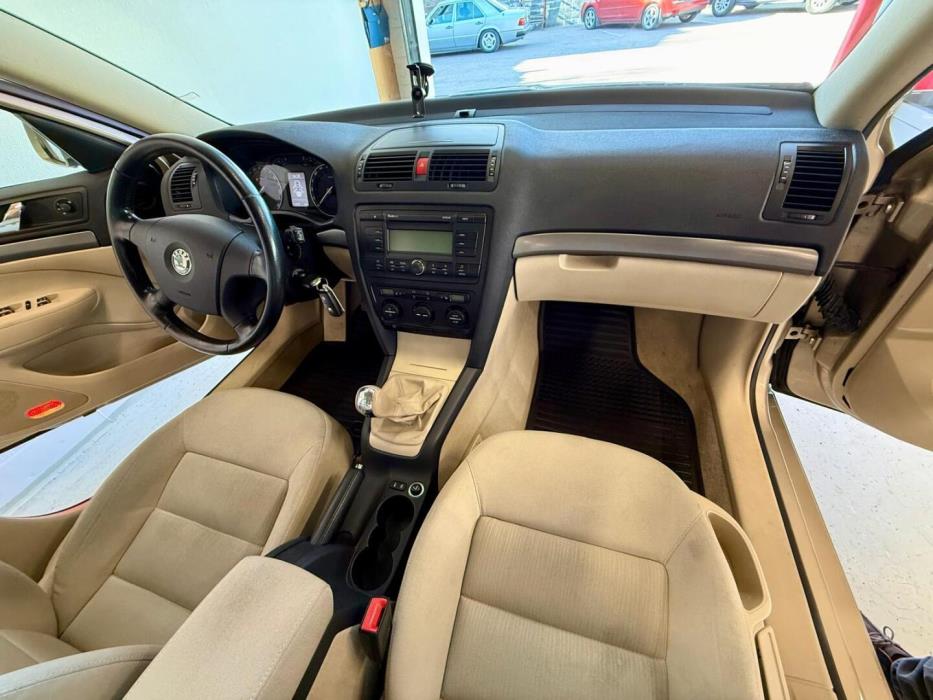 SKODA Octavia 2006
