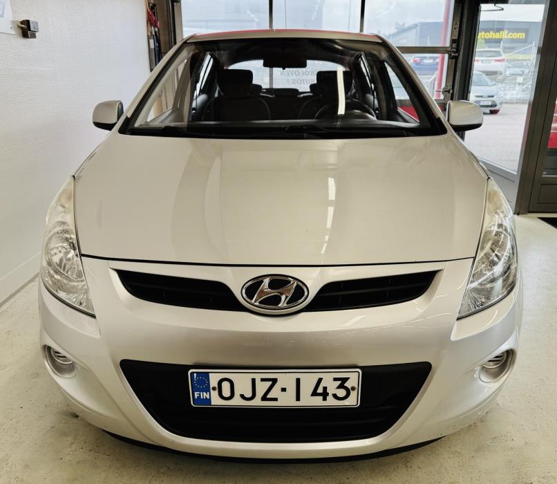 HYUNDAI i20 2010