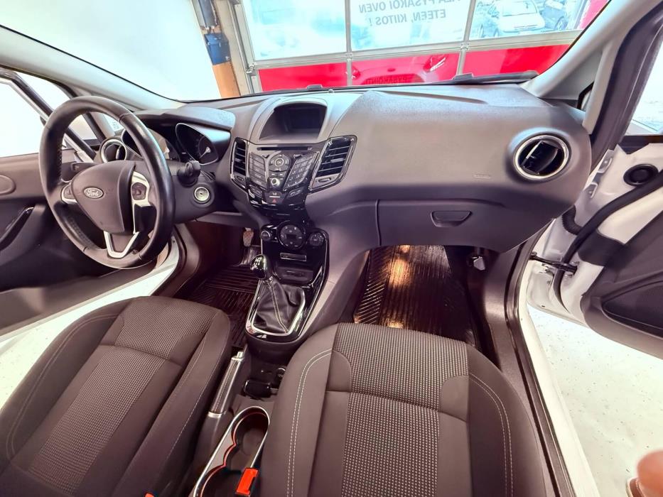 FORD Fiesta 2016