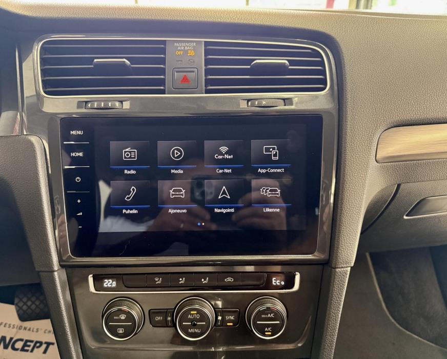 VOLKSWAGEN Golf 2019