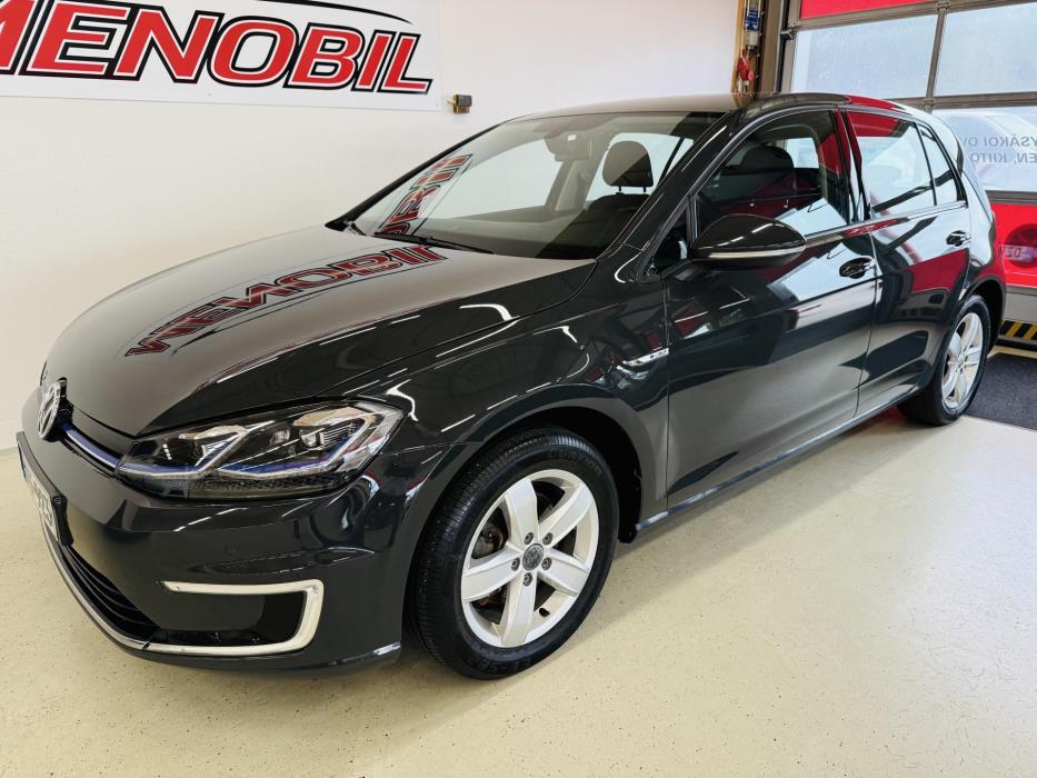 VOLKSWAGEN Golf 2019