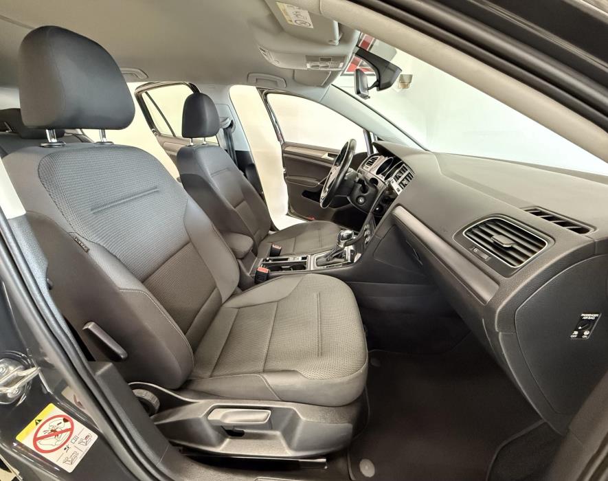 VOLKSWAGEN Golf 2019