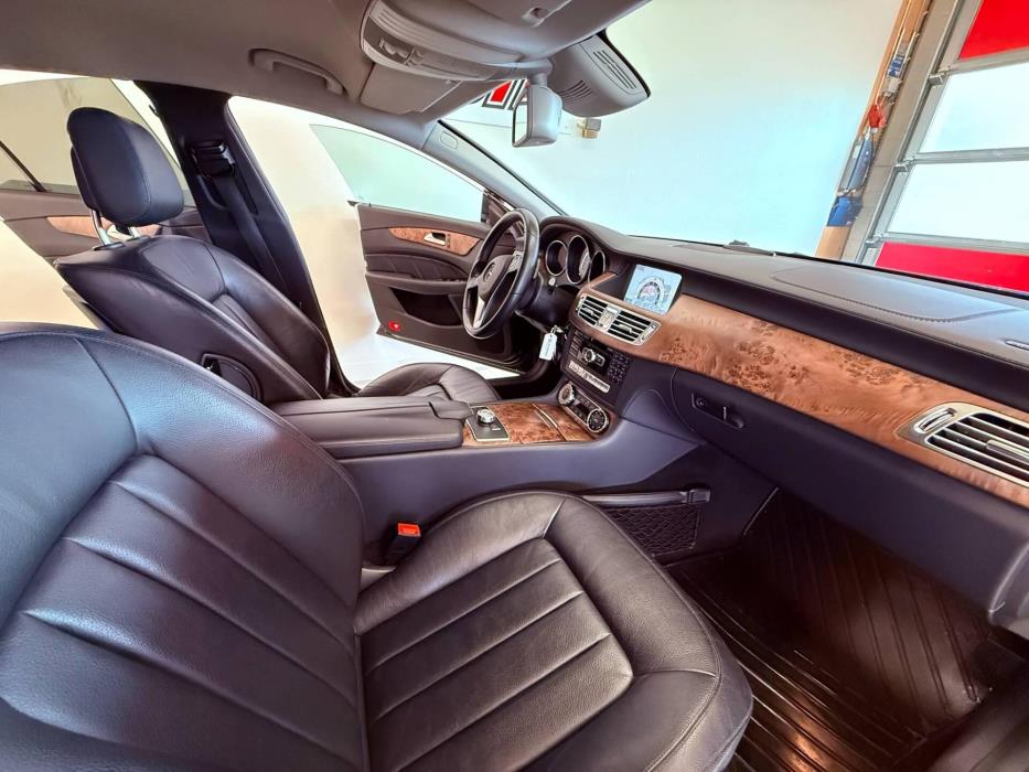 MERCEDES-BENZ CLS 2013
