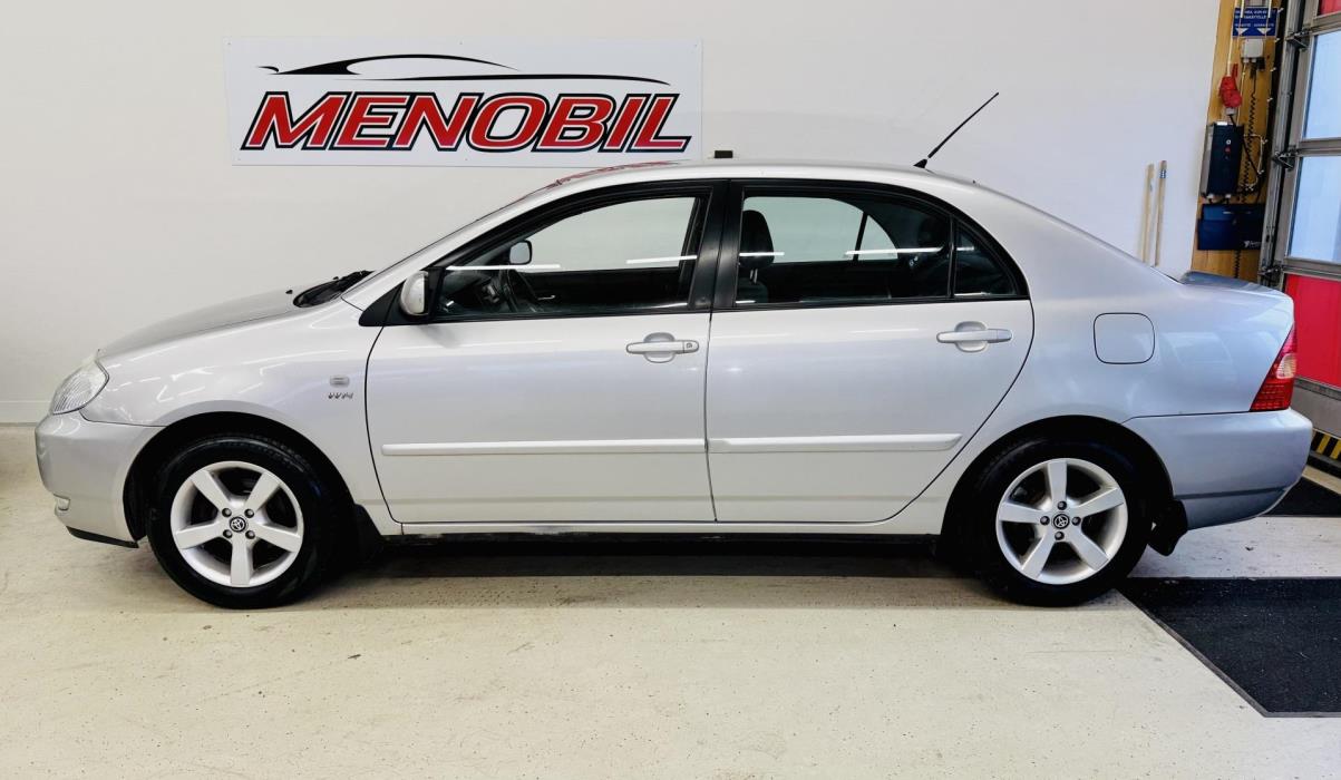 TOYOTA Corolla 2004