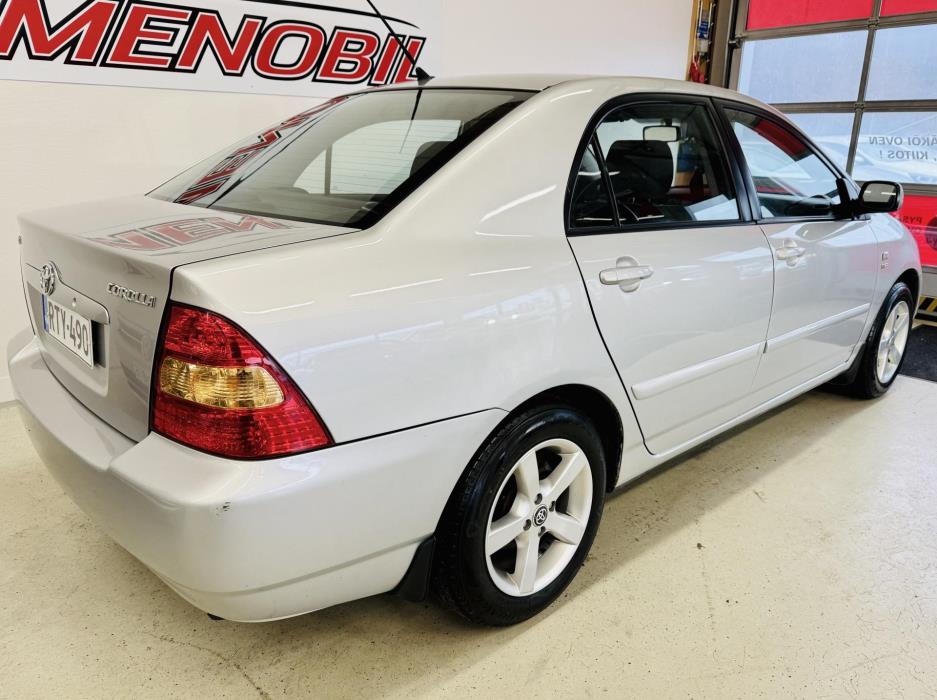 TOYOTA Corolla 2004