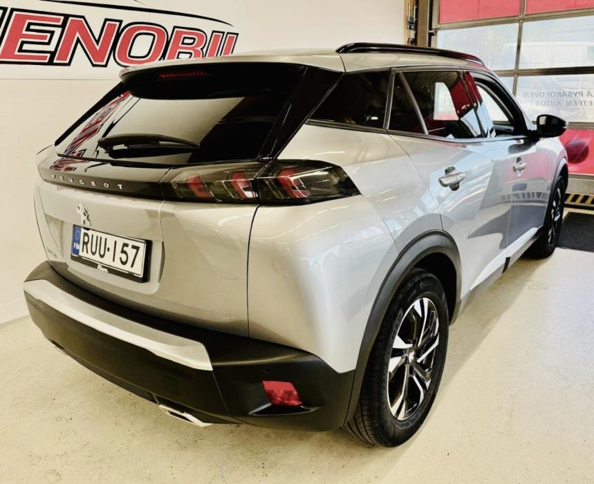 PEUGEOT 2008 2021