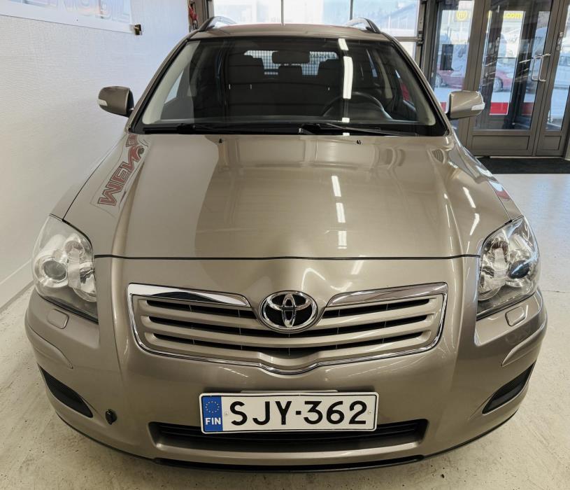 TOYOTA Avensis 2007
