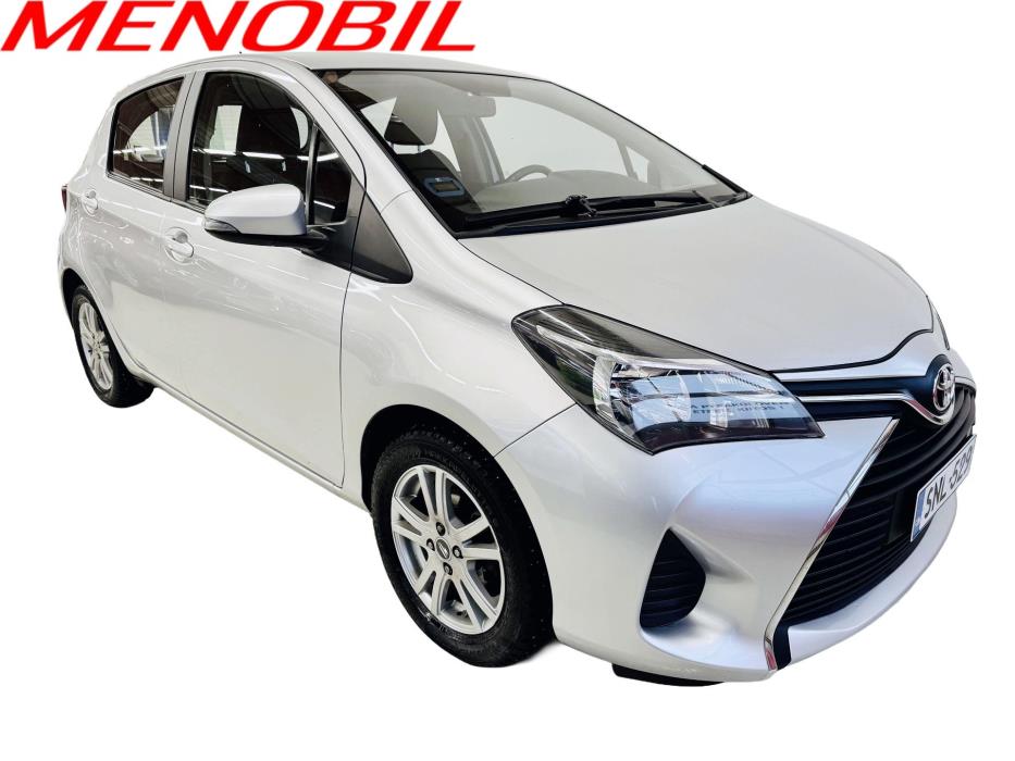 TOYOTA Yaris 2015