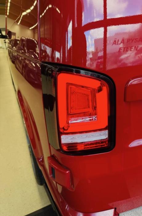 VOLKSWAGEN Transporter 2016