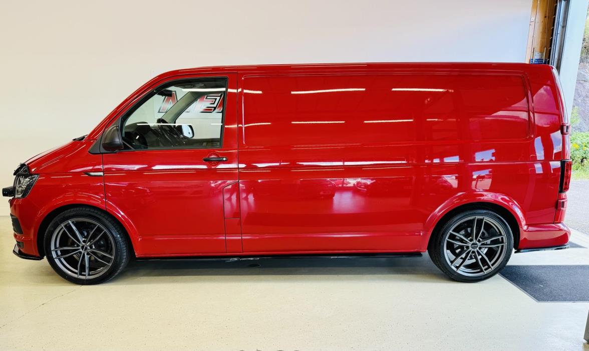 VOLKSWAGEN Transporter 2016